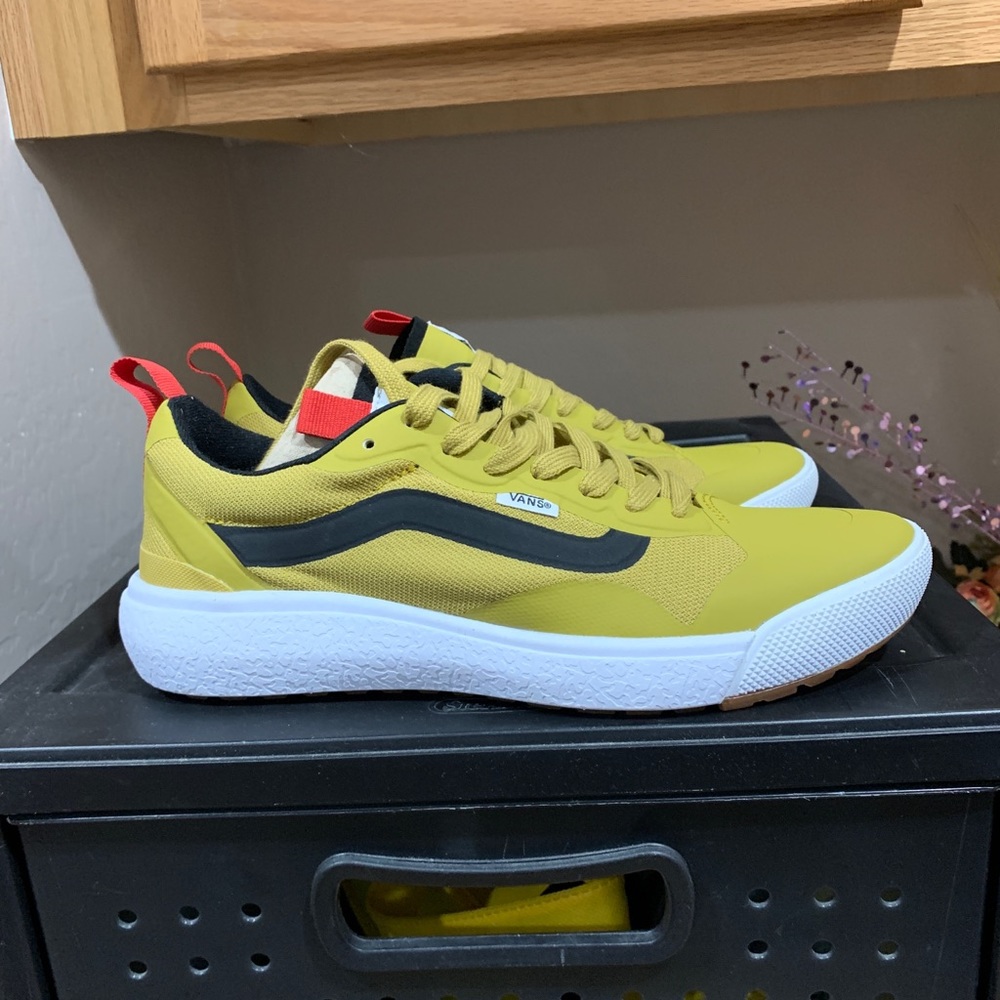 Vans Ultra Range Exo